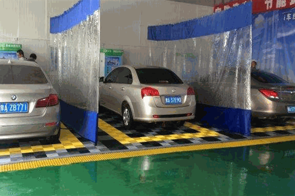 绿盒子自助洗车 开启便捷洗车新体验