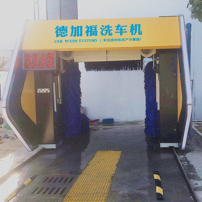 无人值守洗车机 引领智能洗车服务的新浪潮
